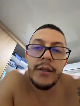 StylerAroon stripchat live cam model