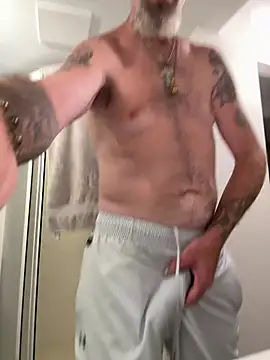 niceguybigcock stripchat live cam model