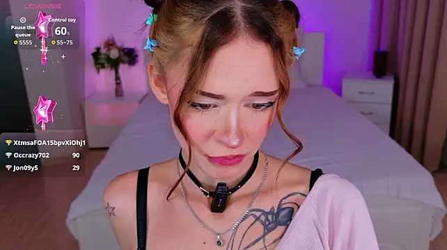 Adetta stripchat live cam model