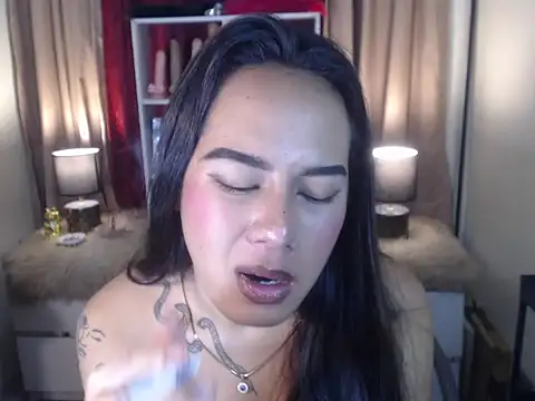 FrancineGarcia stripchat live cam model