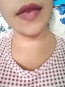 Anki-doll stripchat live cam model