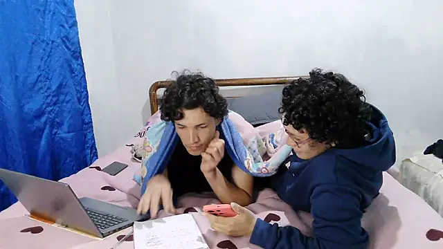 luxandracon23 stripchat live cam model