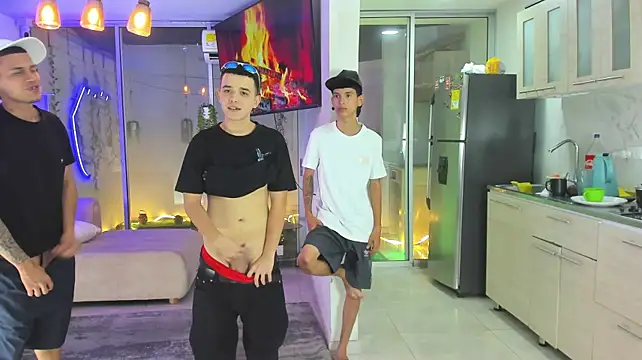 Houseofwarrios stripchat live cam model