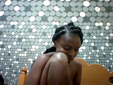 liligal stripchat live cam model