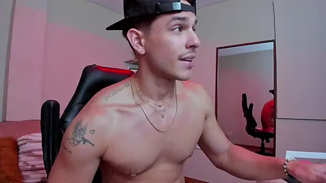 _Juan023_ stripchat live cam model