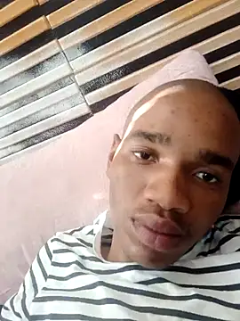 lhShzR stripchat live cam model