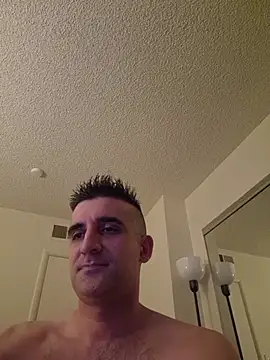 myth5hk stripchat live cam model