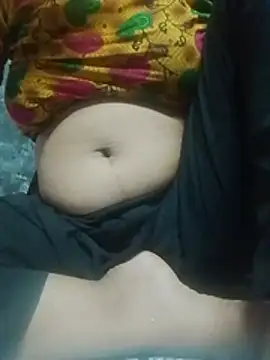 Shurmi1 stripchat live cam model
