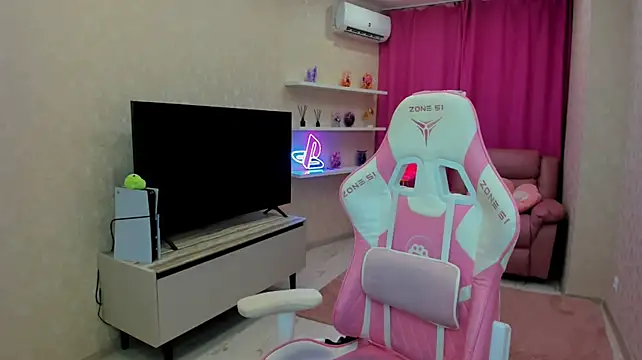 RedLipse stripchat live cam model