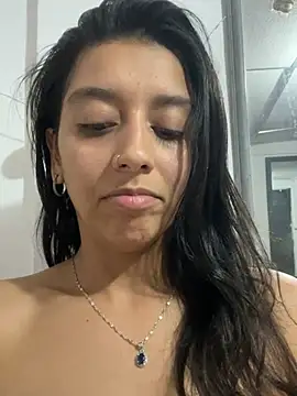 BrittanyDiaz stripchat live cam model