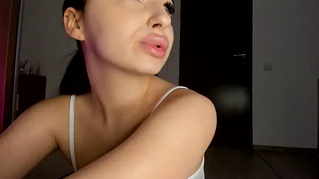 ScarlettJakobs stripchat live cam model
