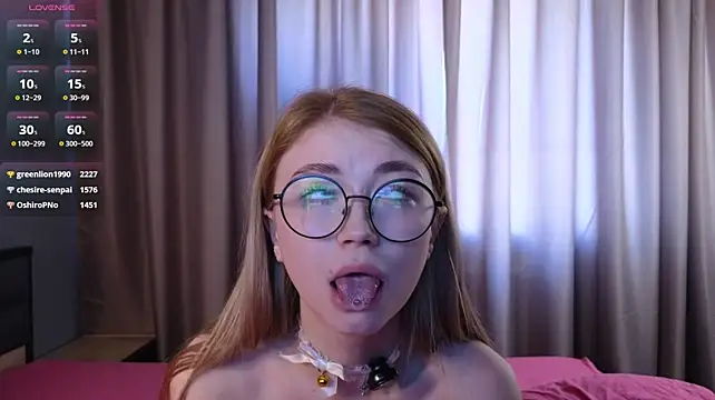 SunnySmileXO stripchat live cam model