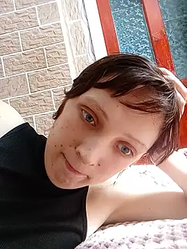 Ponka2011 stripchat live cam model