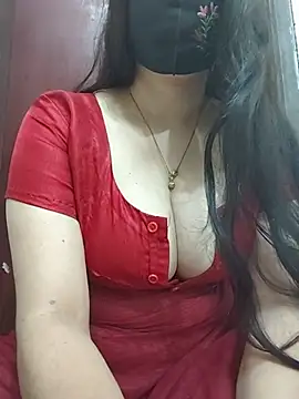 Saanvi-Sen stripchat live cam model
