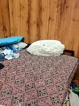 Koziekylie stripchat live cam model