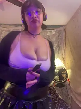 nomichuu stripchat live cam model