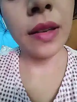 Anki-doll stripchat live cam model