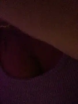 theprettysoles stripchat live cam model