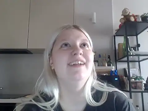 LenaSecret19 stripchat live cam model