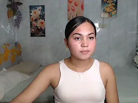 ur_asiankat stripchat live cam model