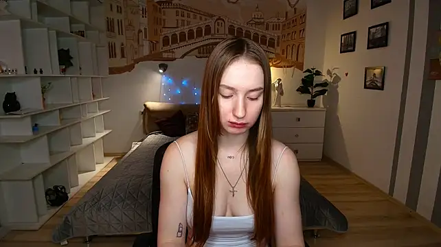 AlisaFoxis stripchat live cam model