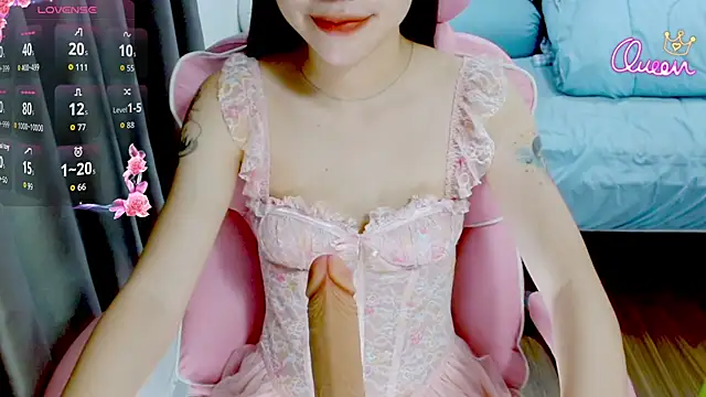 LucyTran_291 stripchat live cam model