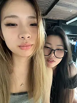 xiaozz-001 stripchat live cam model