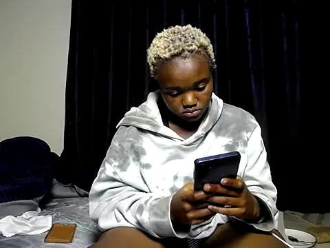 midnight_snac stripchat live cam model