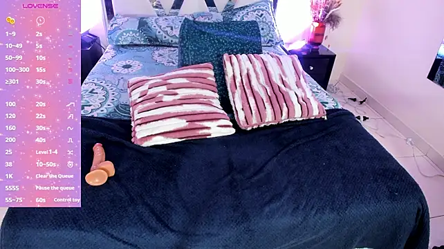 scarlet_snout stripchat live cam model