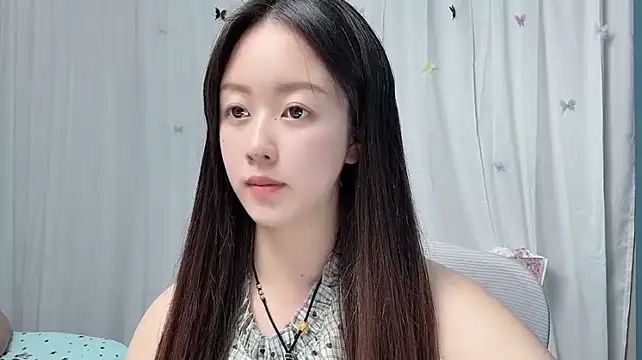 xiaomei1122 stripchat live cam model