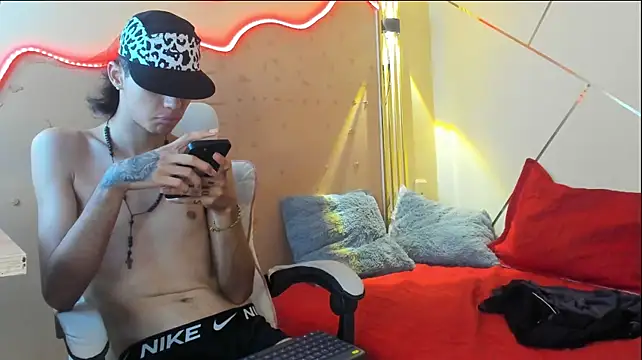 Rick_x_ stripchat live cam model