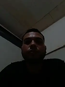 pandaMontana stripchat live cam model