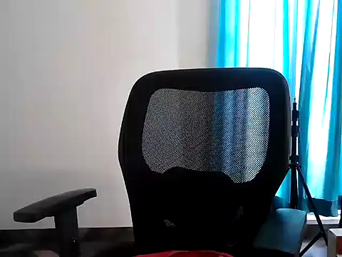 isha_saini stripchat live cam model
