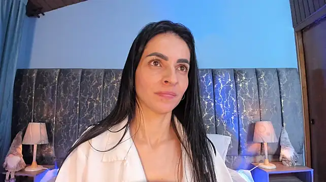 Samantha_Velle stripchat live cam model