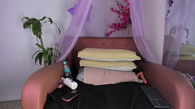 littlemusee stripchat live cam model