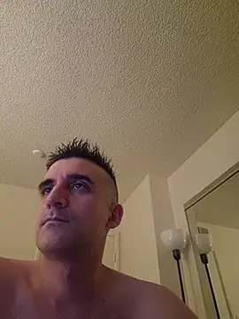 myth5hk stripchat live cam model