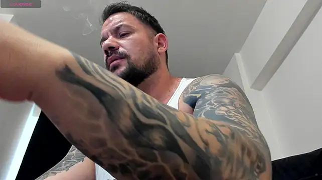 musclemonster31 stripchat live cam model