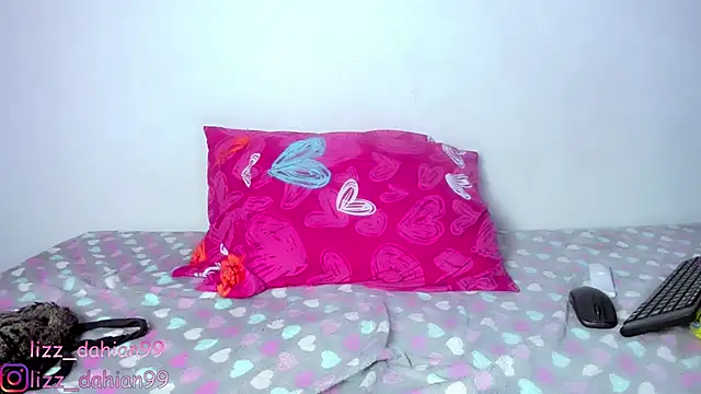 sweetdollinda23 stripchat live cam model