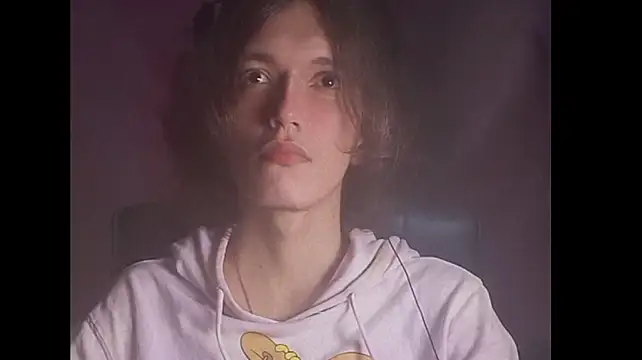 cherryuwu stripchat live cam model