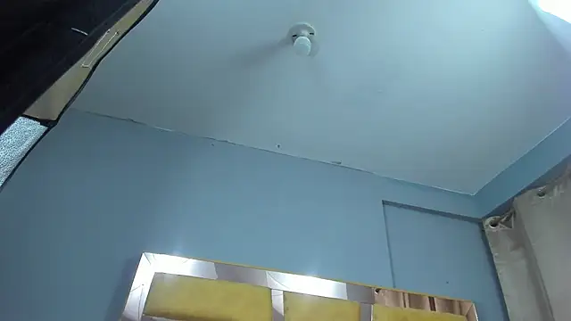 AlahiaEvanz stripchat live cam model