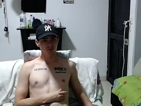 Zac_Efront stripchat live cam model