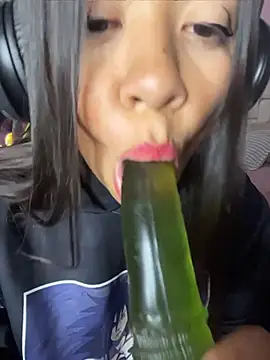 Dayan_Mora stripchat live cam model