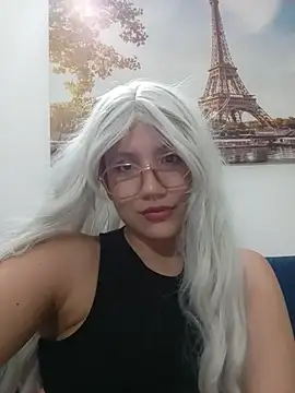 Liabella- stripchat live cam model