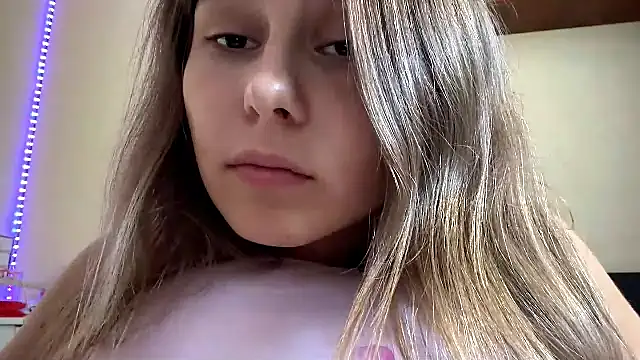 FloppyDeist stripchat live cam model