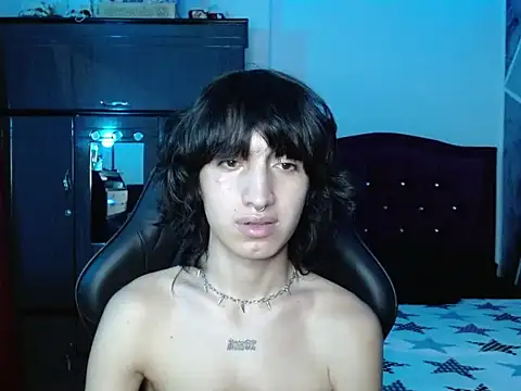 littlextreme stripchat live cam model
