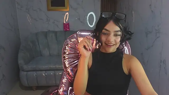 babi__s stripchat live cam model