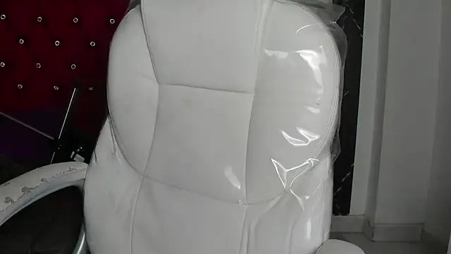 AlanaRoseeX stripchat live cam model
