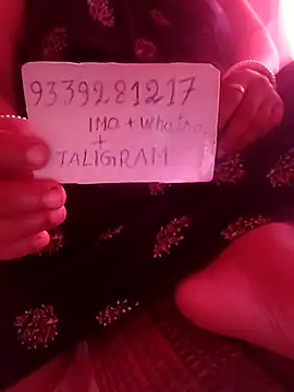 Cute-Swewty stripchat live cam model