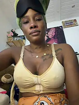 coral1727 stripchat live cam model
