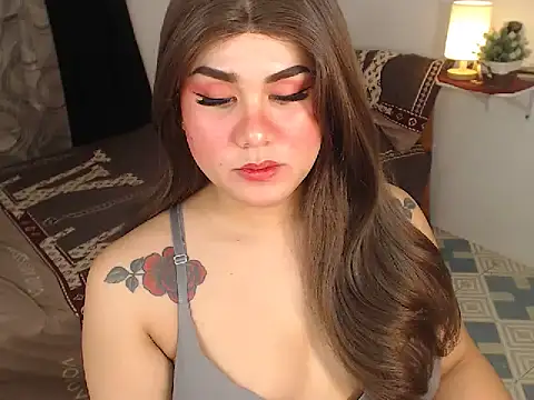 JayraFRESH stripchat live cam model